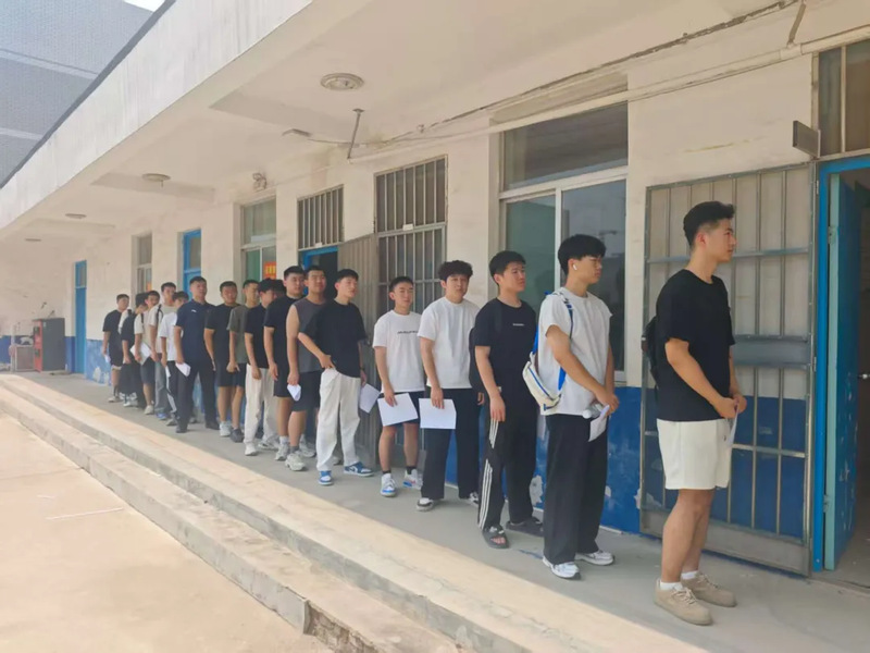 我校組織2025年下半年應(yīng)征入...